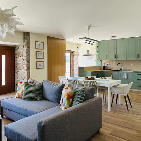 Villa Casa Do Sol E Vinho Ourilhe